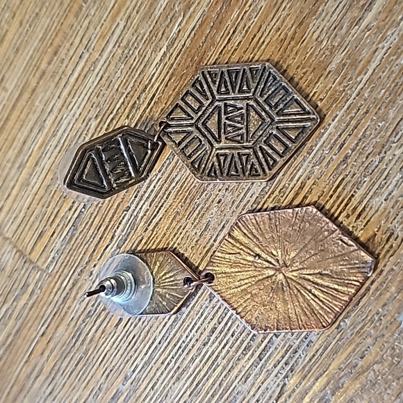 Vintage traditional tribal earrings - Picture 3 of 3